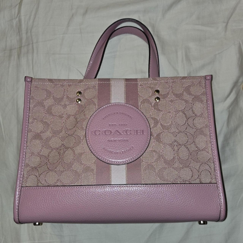 Coach Dempsey Tote 22